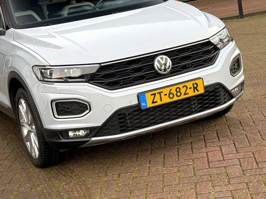 Volkswagen T-Roc - Afbeelding 22 van 24