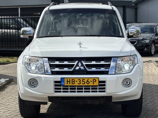 Mitsubishi Pajero - Afbeelding 2 van 25