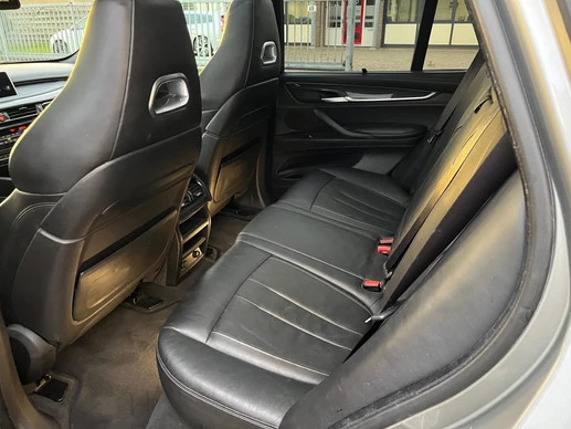 BMW X5 - Afbeelding 15 van 30