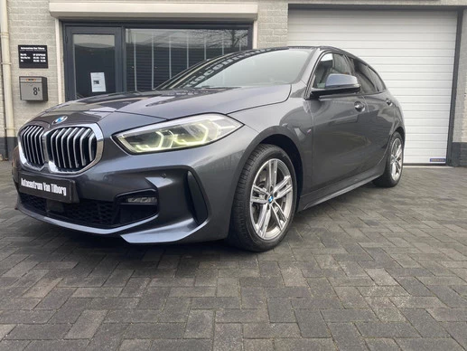 BMW 1 Serie - Afbeelding 1 van 18