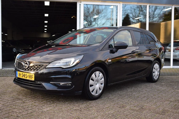 Opel Astra - Afbeelding 1 van 26