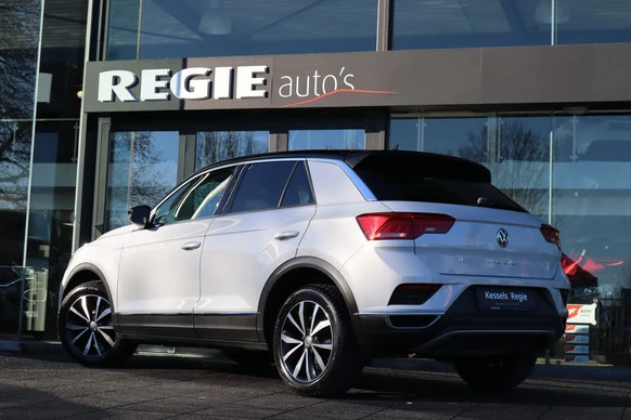 Volkswagen T-Roc - Afbeelding 22 van 30