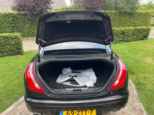 Jaguar XJ - Afbeelding 10 van 30