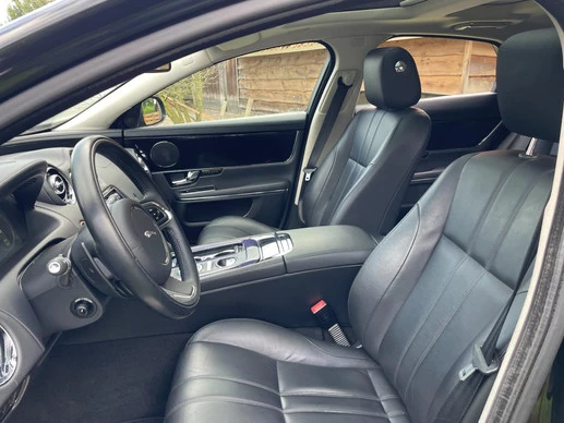 Jaguar XJ - Afbeelding 14 van 30