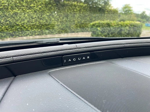 Jaguar XJ - Afbeelding 17 van 30