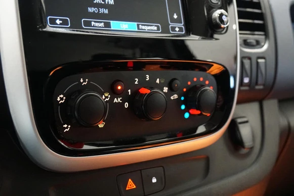 Opel Vivaro - Afbeelding 14 van 26