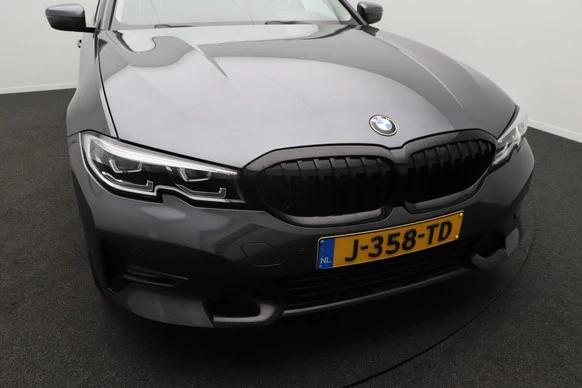 BMW 3 Serie - Afbeelding 17 van 28