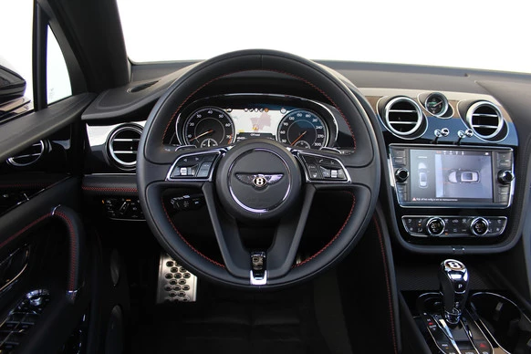 Bentley Bentayga - Afbeelding 18 van 30