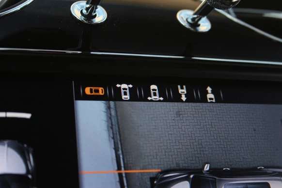 Bentley Bentayga - Afbeelding 25 van 30