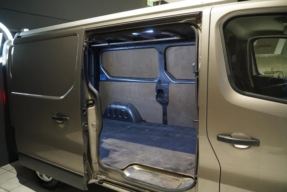 Renault Trafic - Afbeelding 26 van 27