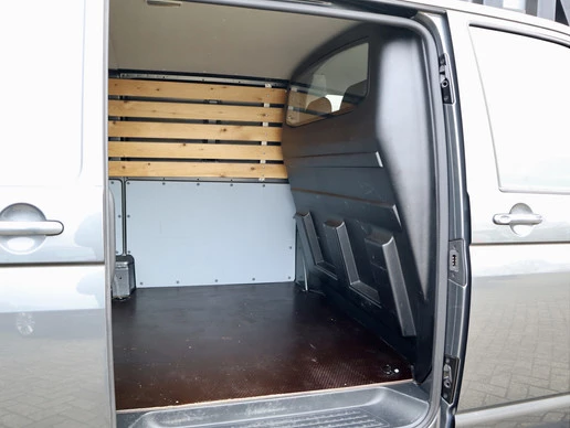 Volkswagen Transporter - Afbeelding 16 van 23