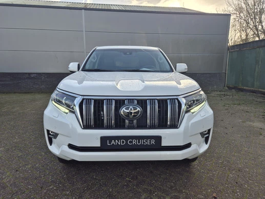 Toyota Land Cruiser - Afbeelding 2 van 21