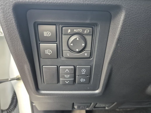 Toyota Land Cruiser - Afbeelding 7 van 21