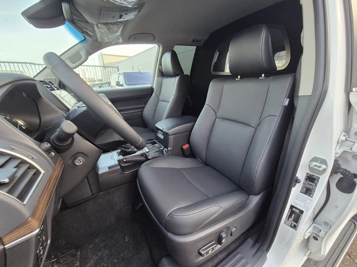 Toyota Land Cruiser - Afbeelding 9 van 21