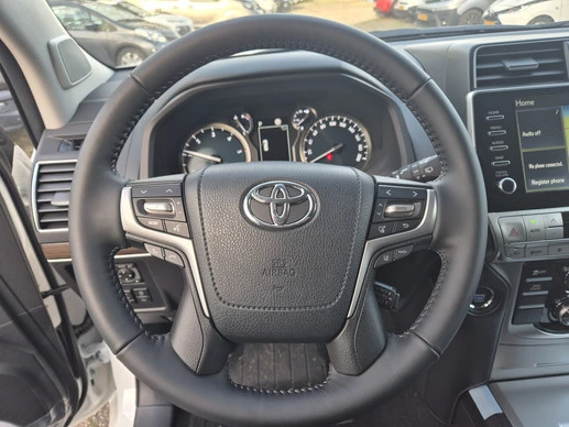 Toyota Land Cruiser - Afbeelding 10 van 21