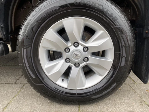 Toyota Hilux - Afbeelding 7 van 30