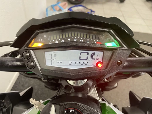Kawasaki Z1000 - Afbeelding 2 van 22