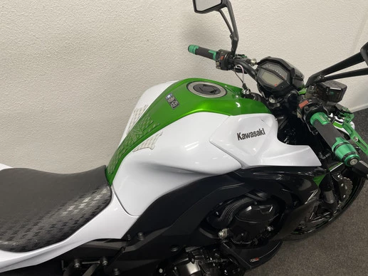 Kawasaki Z1000 - Afbeelding 8 van 22
