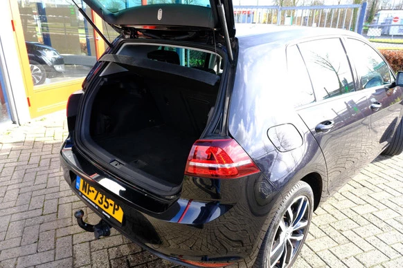 Volkswagen Golf - Afbeelding 10 van 30