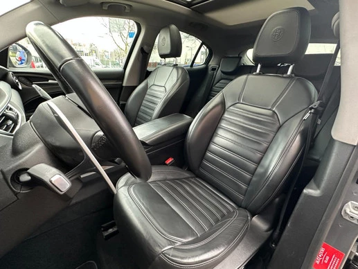 Alfa Romeo Stelvio - Afbeelding 16 van 22