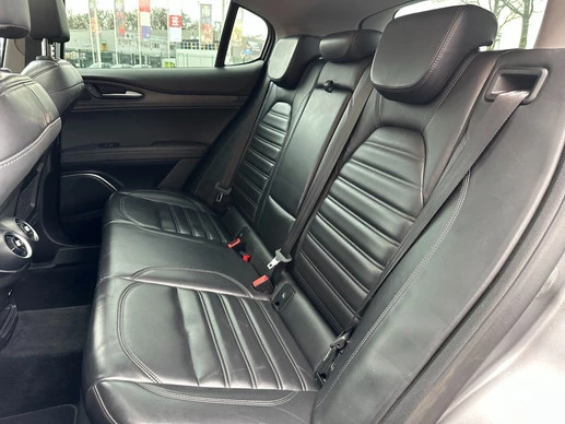 Alfa Romeo Stelvio - Afbeelding 18 van 22