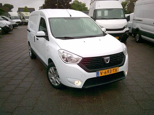 Dacia Dokker - Afbeelding 1 van 19