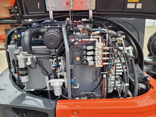 Kubota  - Afbeelding 9 van 14