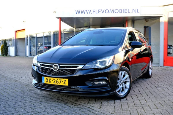 Opel Astra - Afbeelding 1 van 30