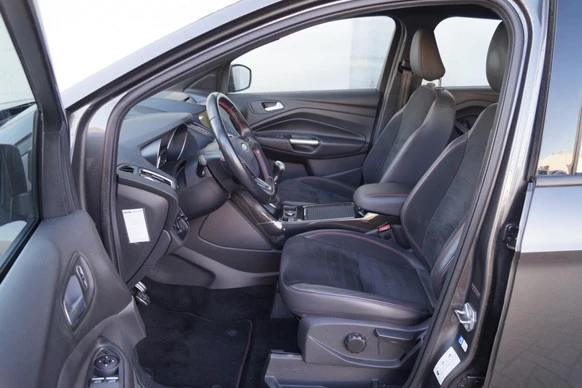 Ford Kuga - Afbeelding 10 van 30