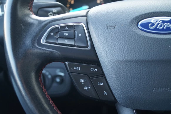 Ford Kuga - Afbeelding 14 van 30