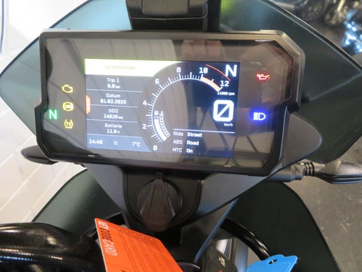 KTM 890 - Afbeelding 6 van 14