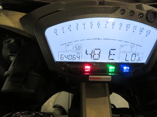 Ducati Super Sport - Afbeelding 11 van 14