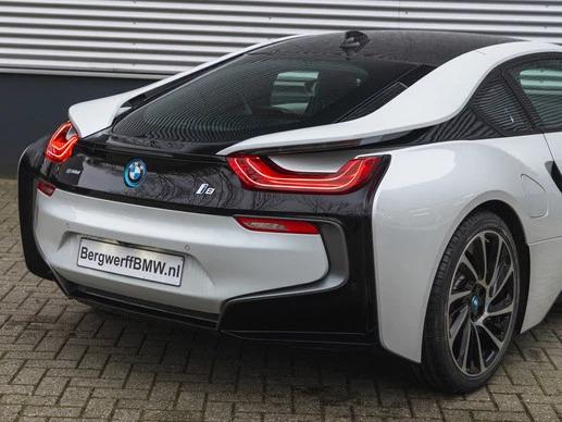 BMW i8 - Afbeelding 14 van 30