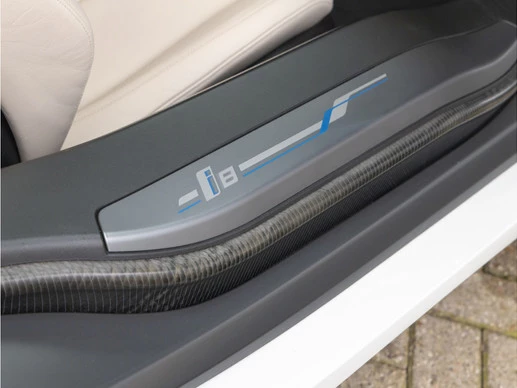 BMW i8 - Afbeelding 23 van 30
