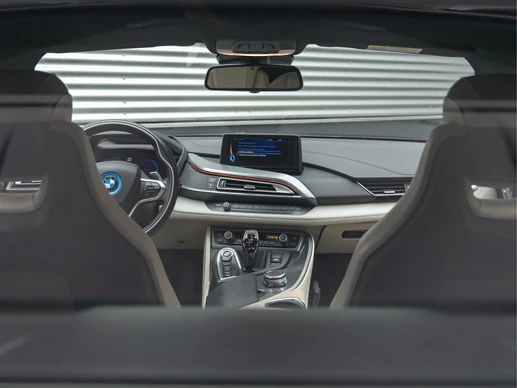 BMW i8 - Afbeelding 27 van 30