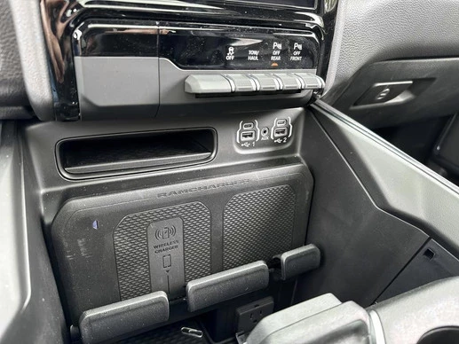 Dodge Ram 1500 - Afbeelding 26 van 30