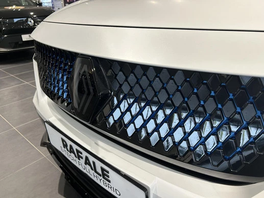 Renault Rafale - Afbeelding 9 van 30