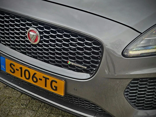 Jaguar E-PACE - Afbeelding 12 van 25