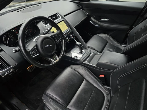 Jaguar E-PACE - Afbeelding 15 van 25
