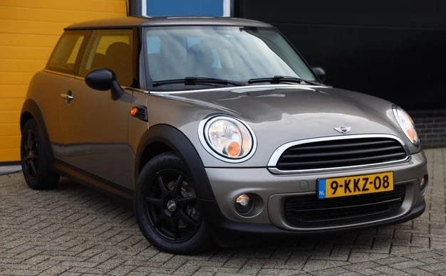 MINI 3-Deurs - Afbeelding 1 van 11
