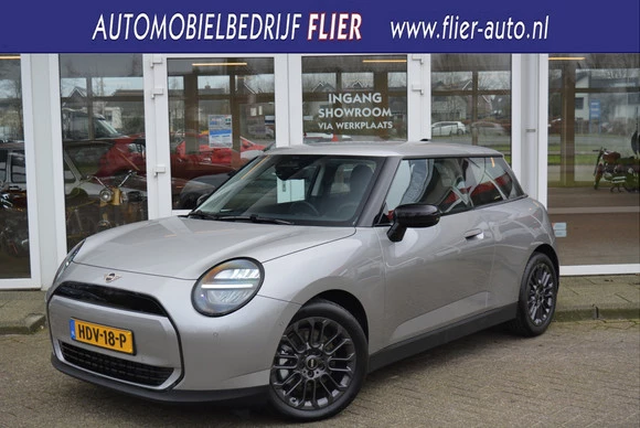 MINI 3-Deurs - Afbeelding 1 van 24