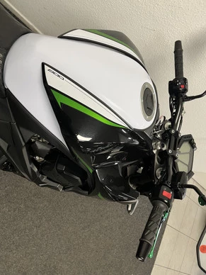 Kawasaki Z800 - Afbeelding 10 van 21