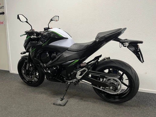 Kawasaki Z800 - Afbeelding 14 van 21