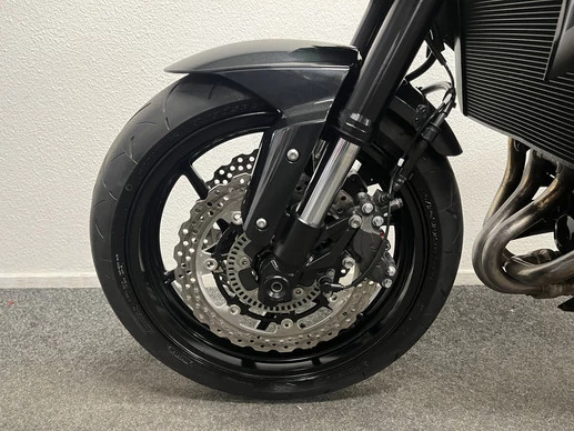 Kawasaki Z800 - Afbeelding 15 van 21