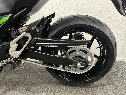 Kawasaki Z800 - Afbeelding 17 van 21