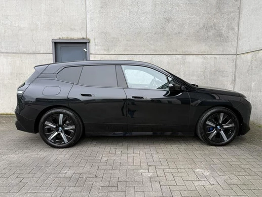 BMW iX - Afbeelding 15 van 30