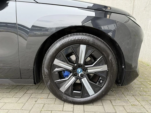 BMW iX - Afbeelding 20 van 30