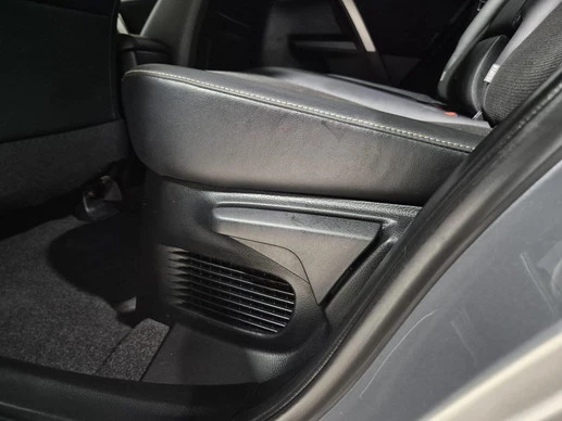 Toyota RAV4 - Afbeelding 25 van 30