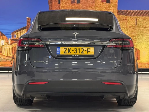 Tesla Model X - Afbeelding 6 van 30