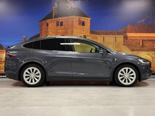 Tesla Model X - Afbeelding 9 van 30